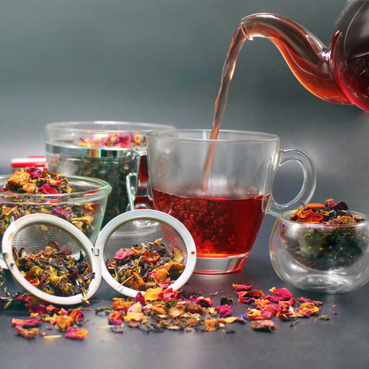 Berry Breeze Green organic raspberry flavored green tea in glass tea cup